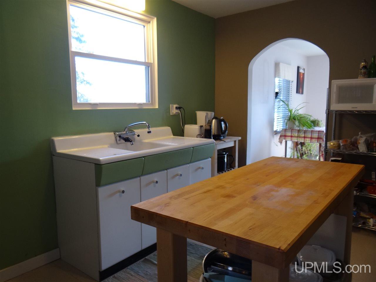 20042 Royce Road Hancock, MI 49930 - Photo 6 of 13 Gallery Image 6