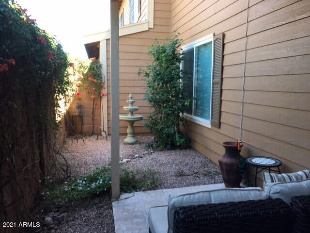 4843 East Corral Road, Unit 1 Phoenix, AZ 85044 - Photo 9 of 35 4843ECorralRdUnit1_12414_9