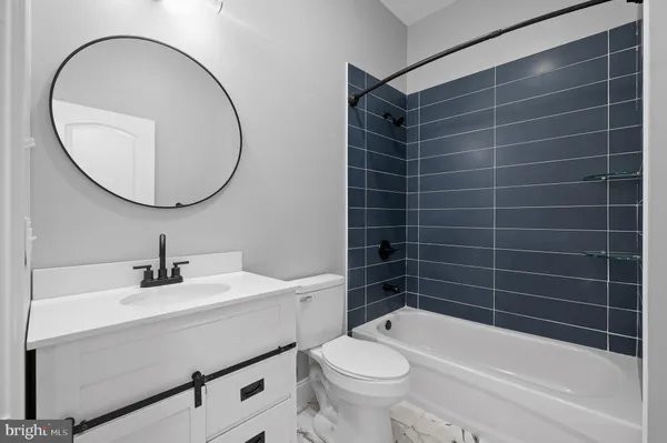 $1,400 | 5261 Larchwood Avenue, Unit 1, Philadelphia, PA 19143