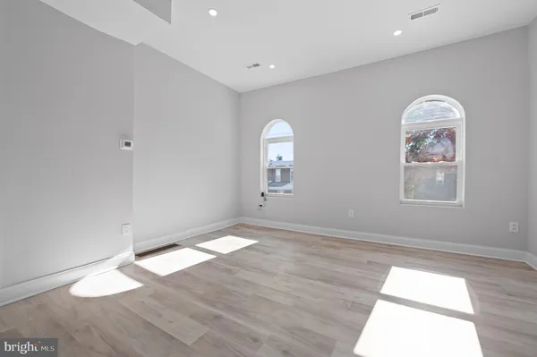 $1,400 | 5261 Larchwood Avenue, Unit 1, Philadelphia, PA 19143