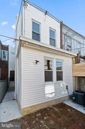 $1,400 | 5261 Larchwood Avenue, Unit 1, Philadelphia, PA 19143