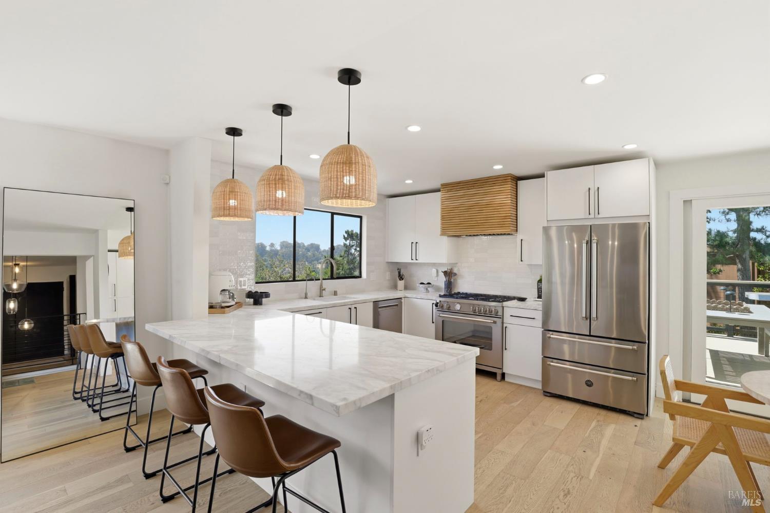 24 Dominican Drive San Rafael, CA 94901 - Photo 10 of 30