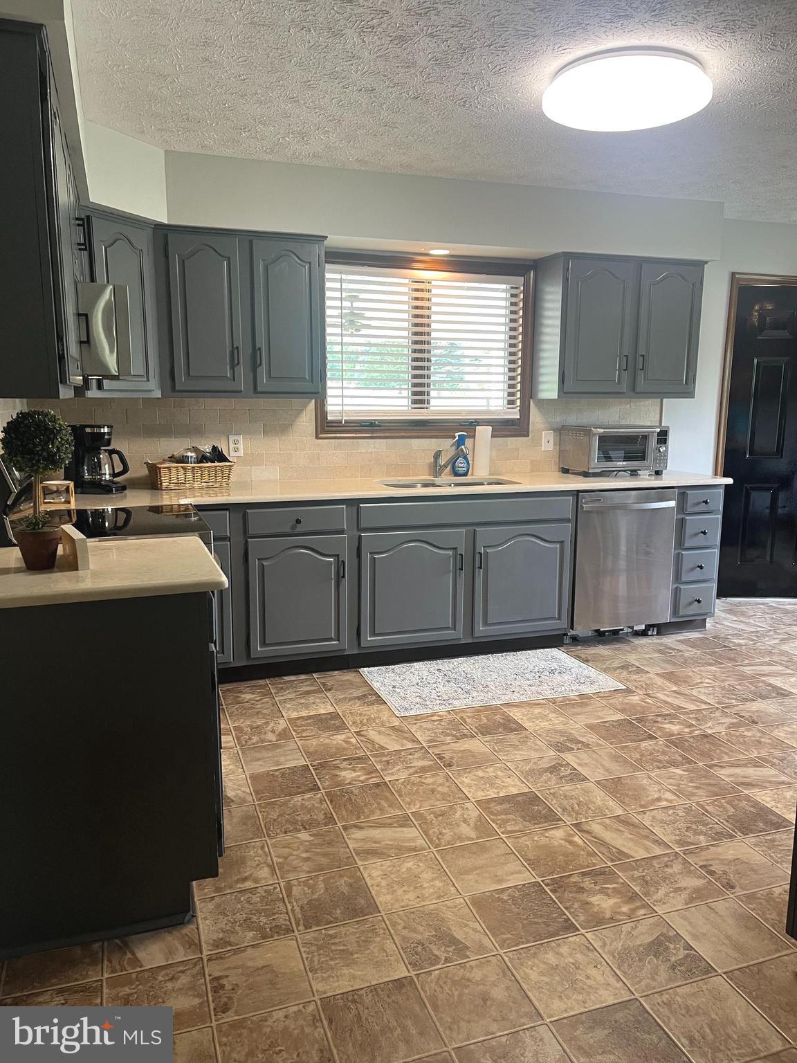 671 Ridge Road Lewisberry, PA 17339 - Photo 6 of 21 Gallery Image 6