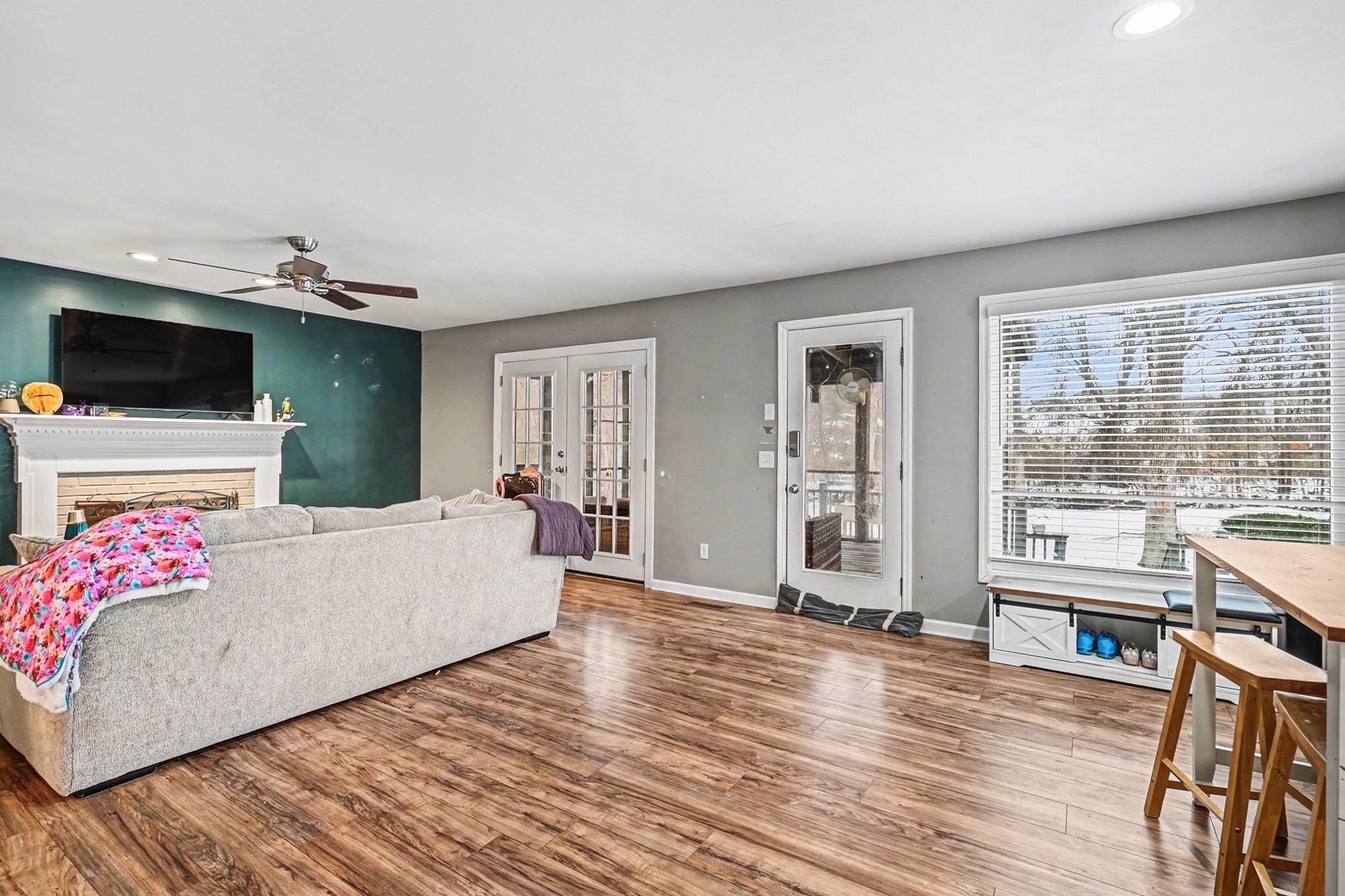 2202 Woodmont Drive Springfield, TN 37172 - Photo 17 of 43 a living room with furniture and a flat screen tv