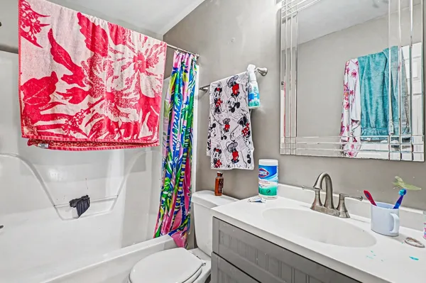 $485,000 | 2202 Woodmont Drive, Springfield, TN 37172