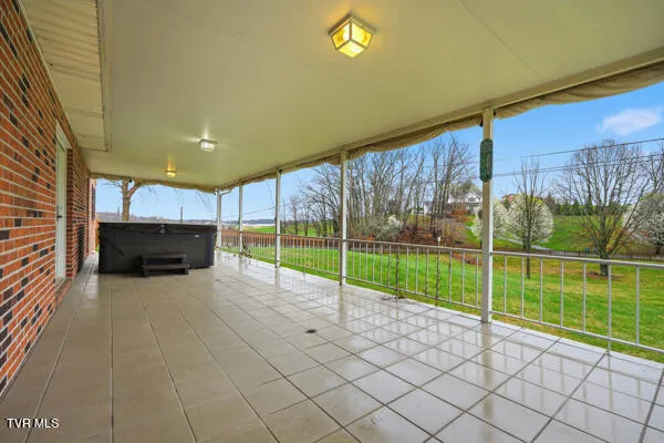 $419,900 | 17304 Mary Lee Drive, Abingdon, VA 24210