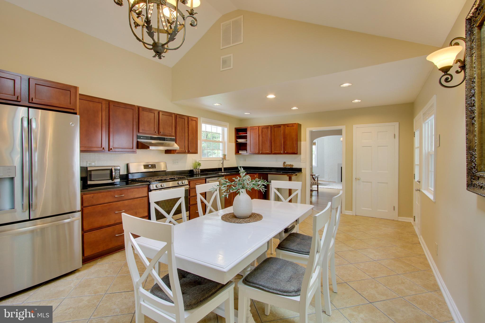 10 Overhill Road Catonsville, MD 21228 - Photo 19 of 52
