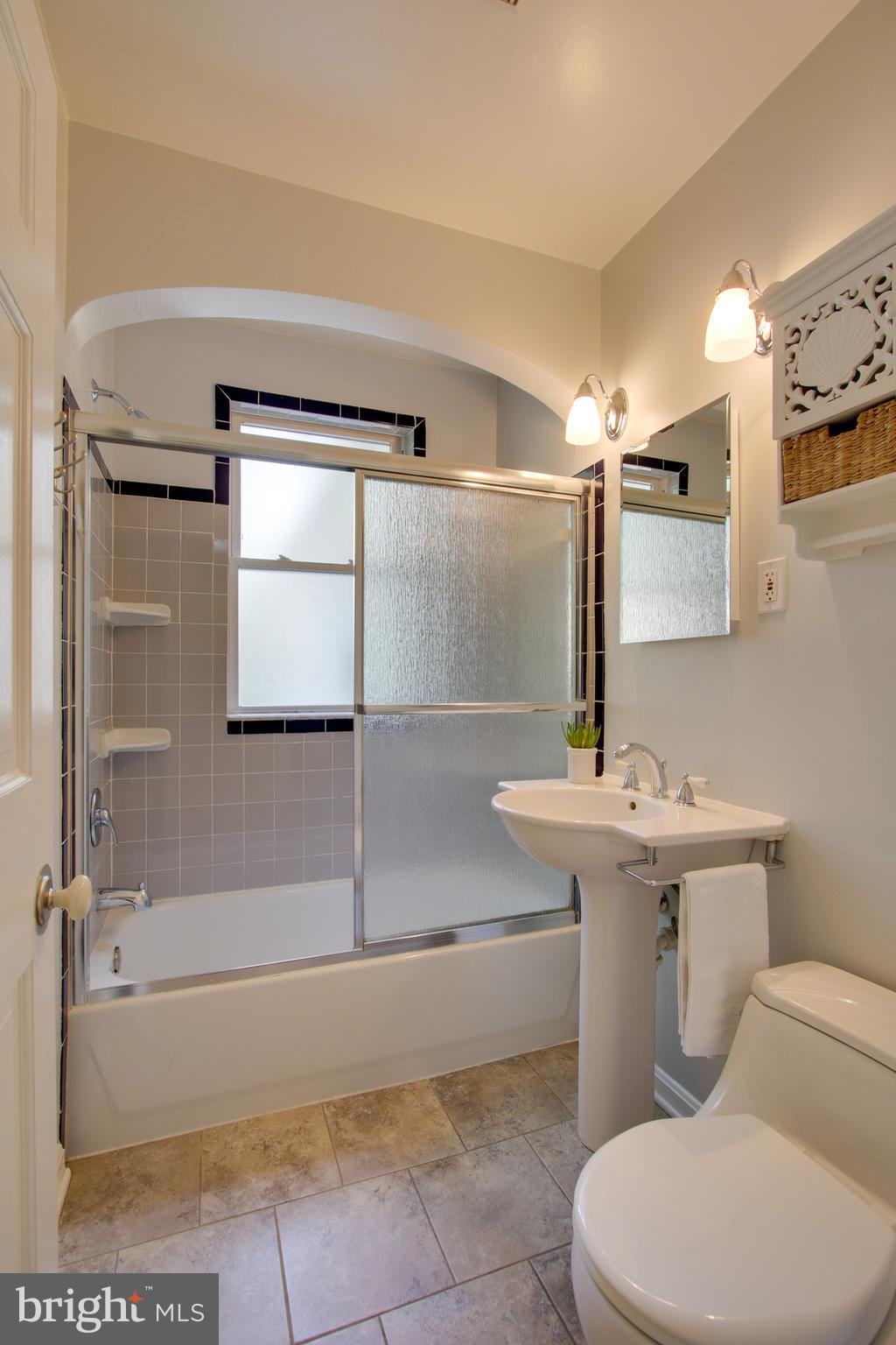 10 Overhill Road Catonsville, MD 21228 - Photo 29 of 52