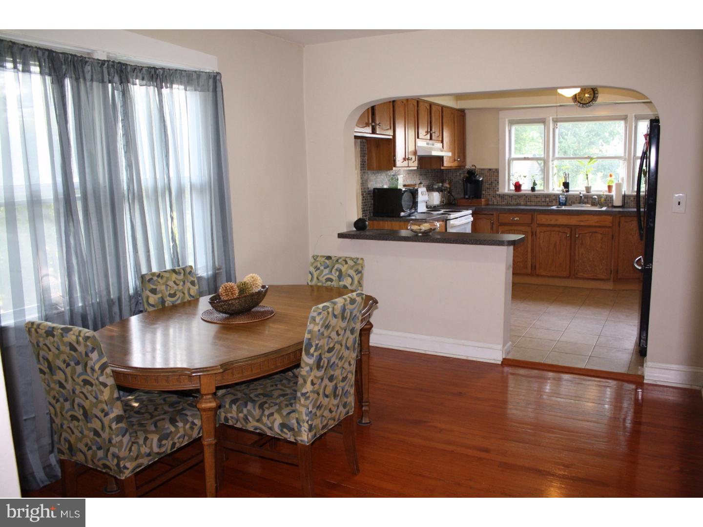 269 New Brooklyn Road Williamstown, NJ 08094 - Photo 4 of 20 Dining Room