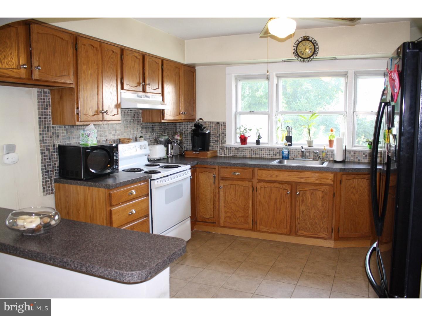 269 New Brooklyn Road Williamstown, NJ 08094 - Photo 6 of 20 Kitchen