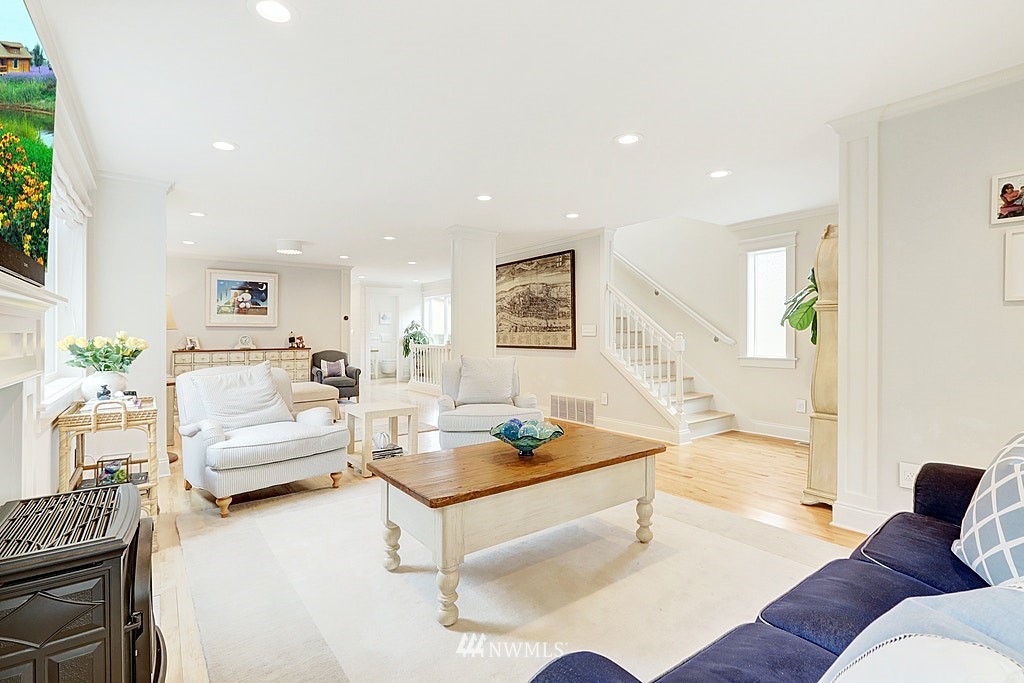 5663 Keystone Place North Seattle, WA 98103 - Photo 14 of 39 Gallery Image 14
