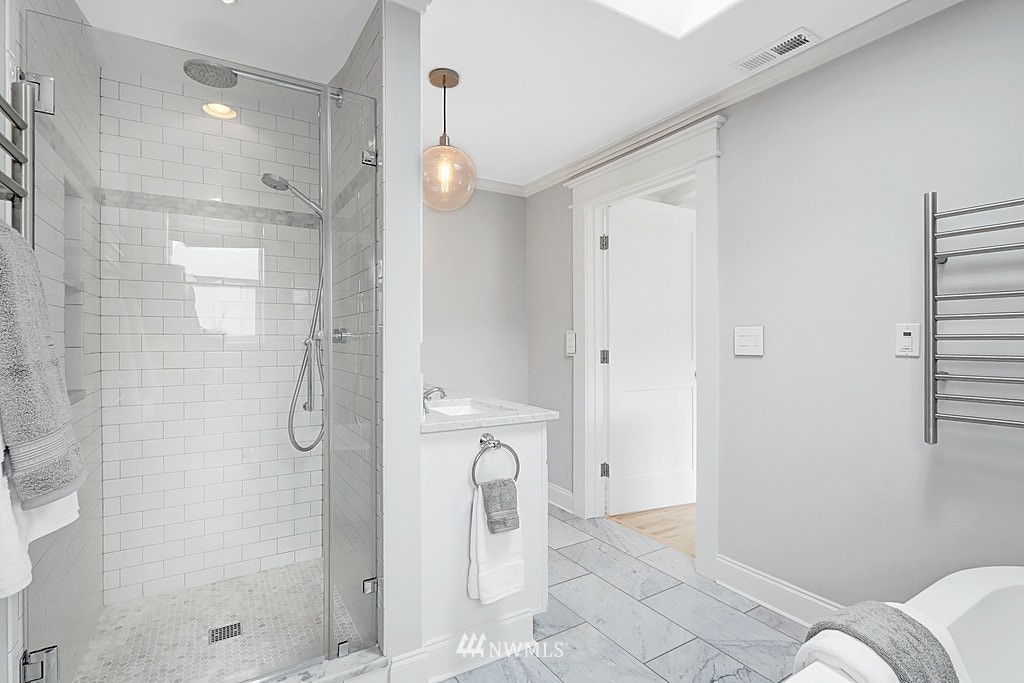5663 Keystone Place North Seattle, WA 98103 - Photo 20 of 39 Gallery Image 20