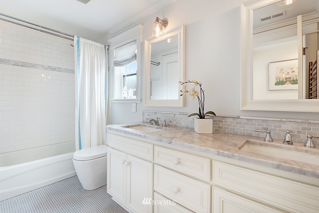 5663 Keystone Place North Seattle, WA 98103 - Photo 23 of 39 Gallery Image 23