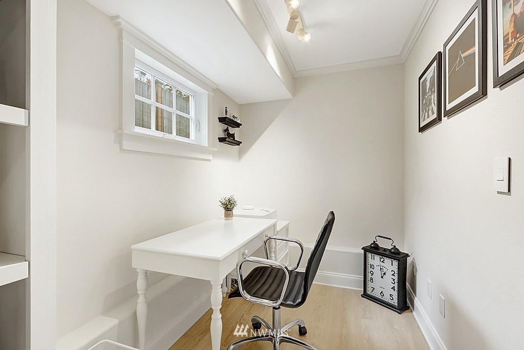 5663 Keystone Place North Seattle, WA 98103 - Photo 29 of 39 Gallery Image 29