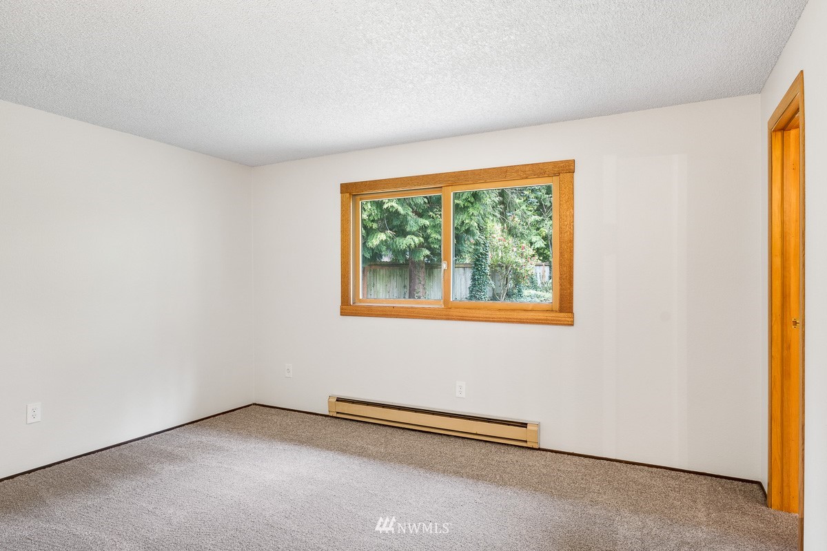 5012 Northeast 1st Court Renton, WA 98059 - Photo 15 of 29 Gallery Image 15