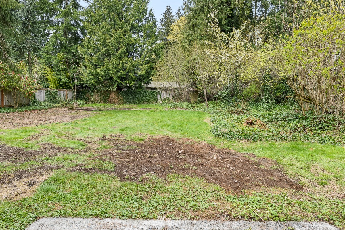 5012 Northeast 1st Court Renton, WA 98059 - Photo 26 of 29 Gallery Image 26