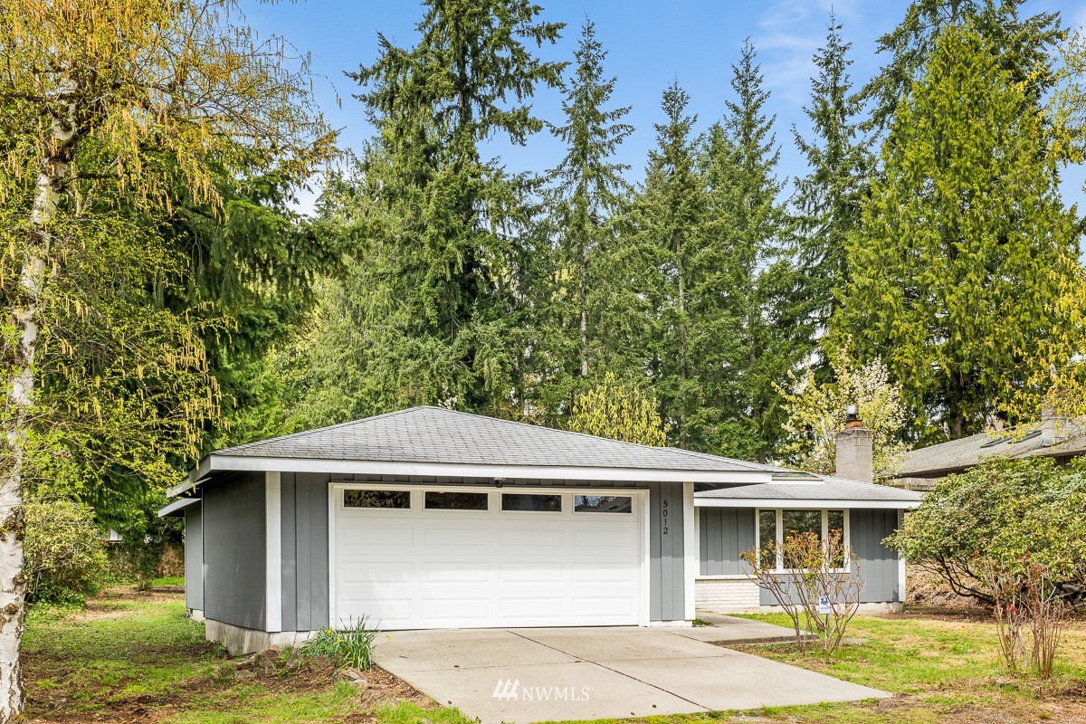 5012 Northeast 1st Court Renton, WA 98059 - Photo 4 of 29 Gallery Image 4