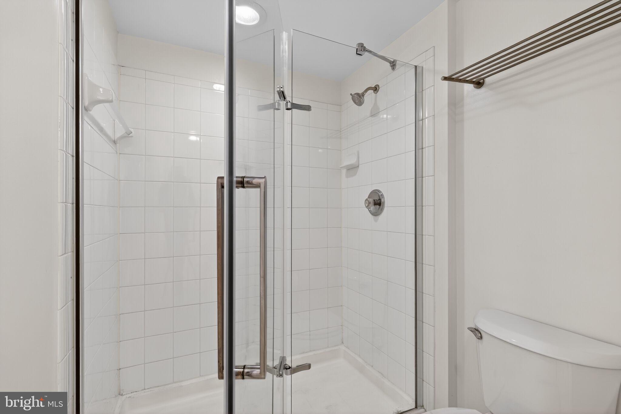 7915 Eastern Avenue Northwest, Unit 1011 Silver Spring, MD 20910 - Photo 13 of 26