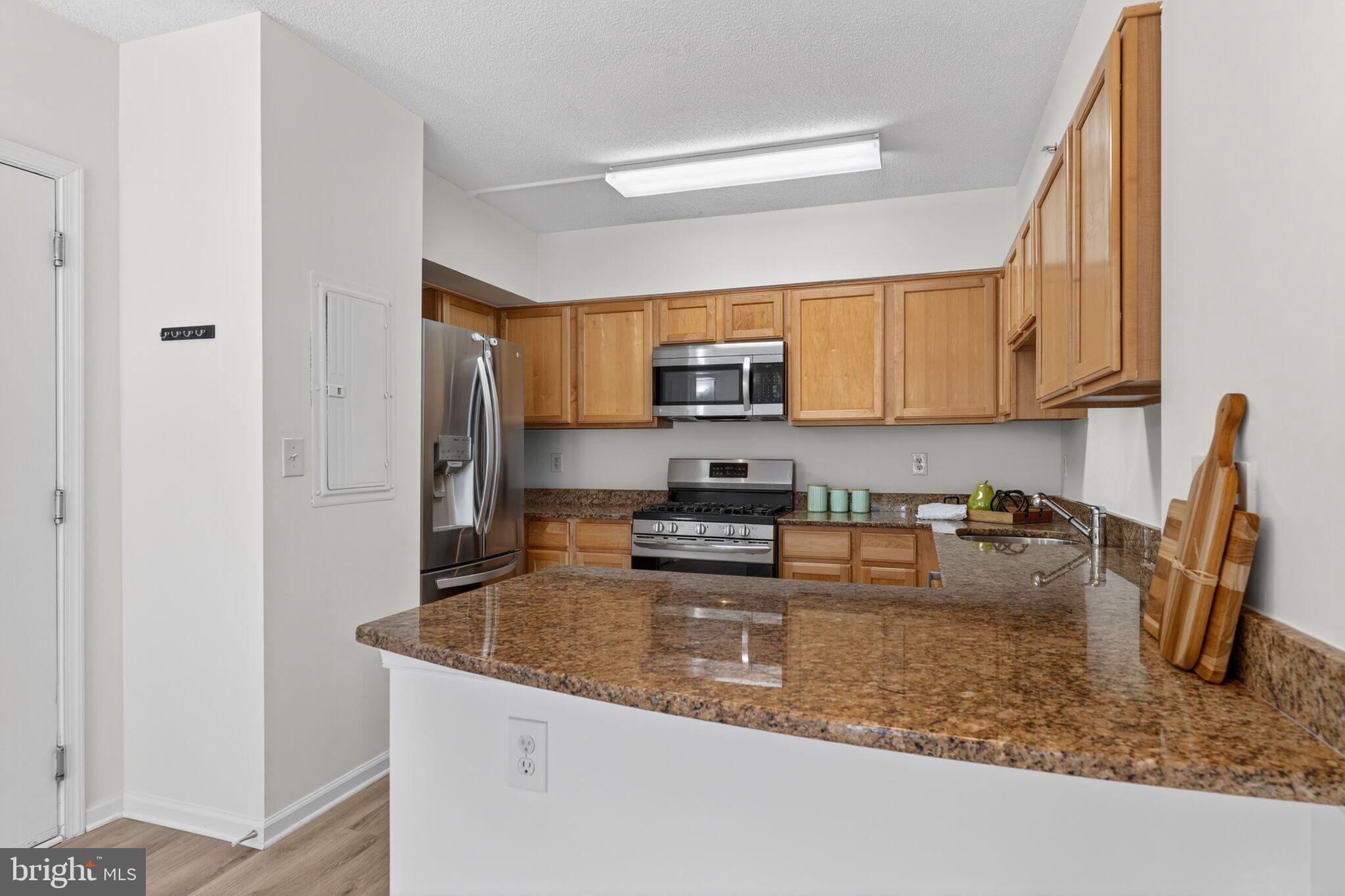 7915 Eastern Avenue Northwest, Unit 1011 Silver Spring, MD 20910 - Photo 8 of 26