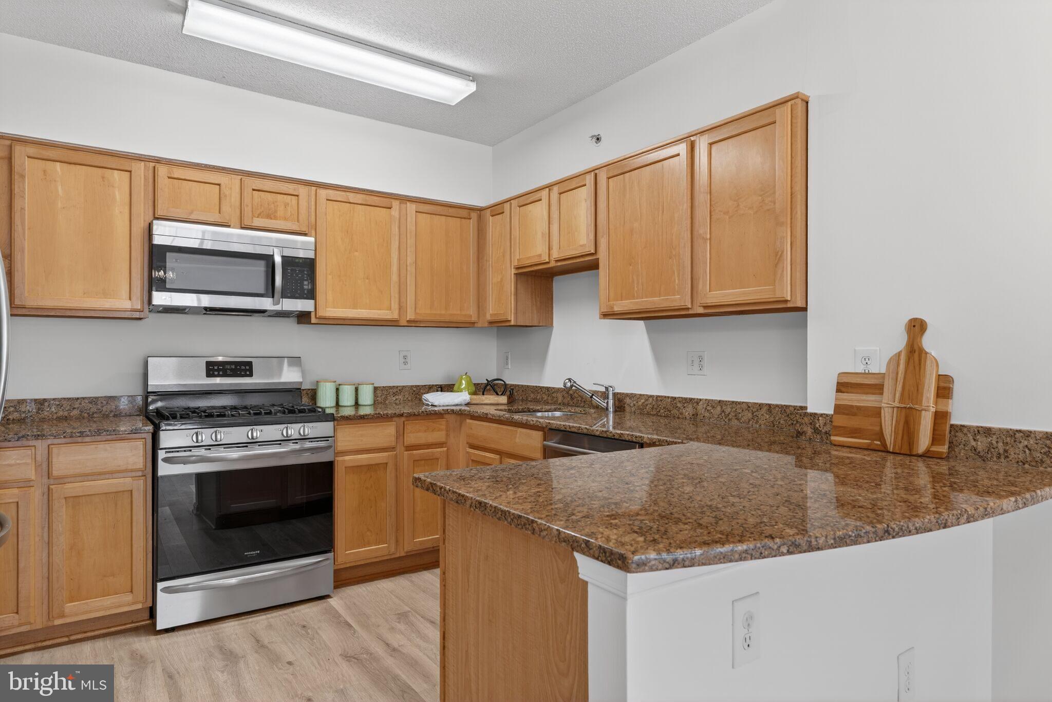 7915 Eastern Avenue Northwest, Unit 1011 Silver Spring, MD 20910 - Photo 9 of 26