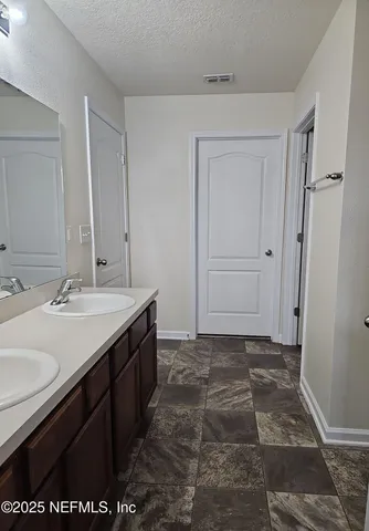 $2,500 | 1981 Rock Springs Way, Middleburg, FL 32068