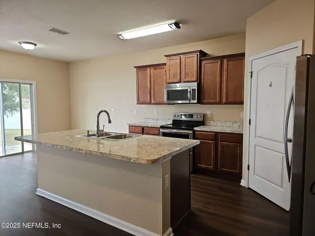 $2,500 | 1981 Rock Springs Way, Middleburg, FL 32068