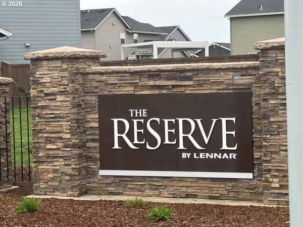 $549,900 | 2432 West 15th Avenue, Junction City, OR 97448