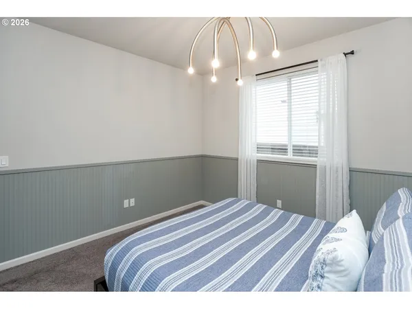 $549,900 | 2432 West 15th Avenue, Junction City, OR 97448