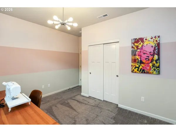 $549,900 | 2432 West 15th Avenue, Junction City, OR 97448