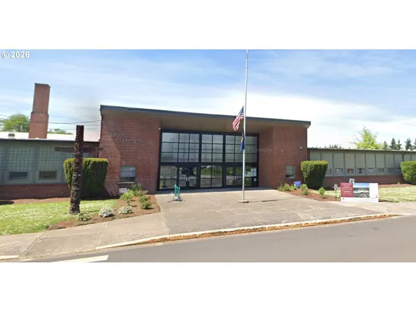 $549,900 | 2432 West 15th Avenue, Junction City, OR 97448