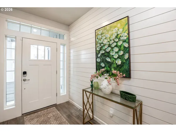 $549,900 | 2432 West 15th Avenue, Junction City, OR 97448