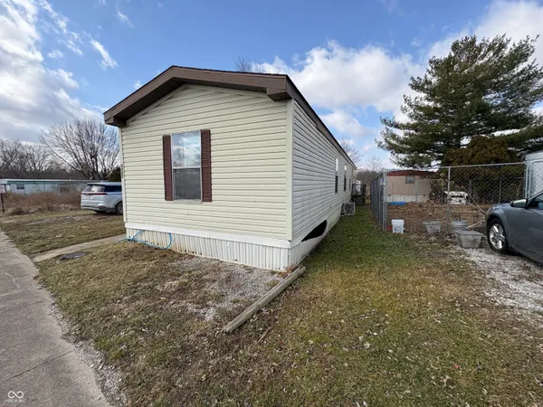 $75,000 | 3083 Van Bibber Lk Estate, Greencastle, IN 46135