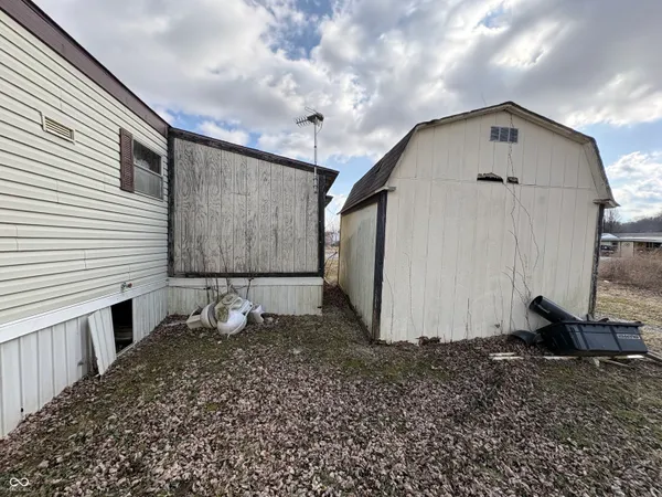 $75,000 | 3083 Van Bibber Lk Estate, Greencastle, IN 46135