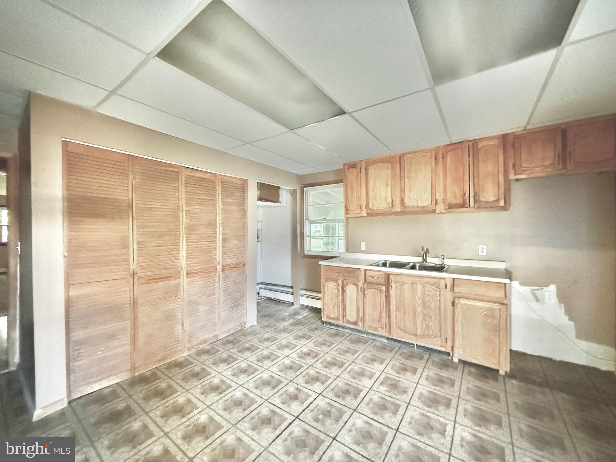 88 Groveville Road Trenton, NJ 08620 - Photo 28 of 36 Gallery Image 28