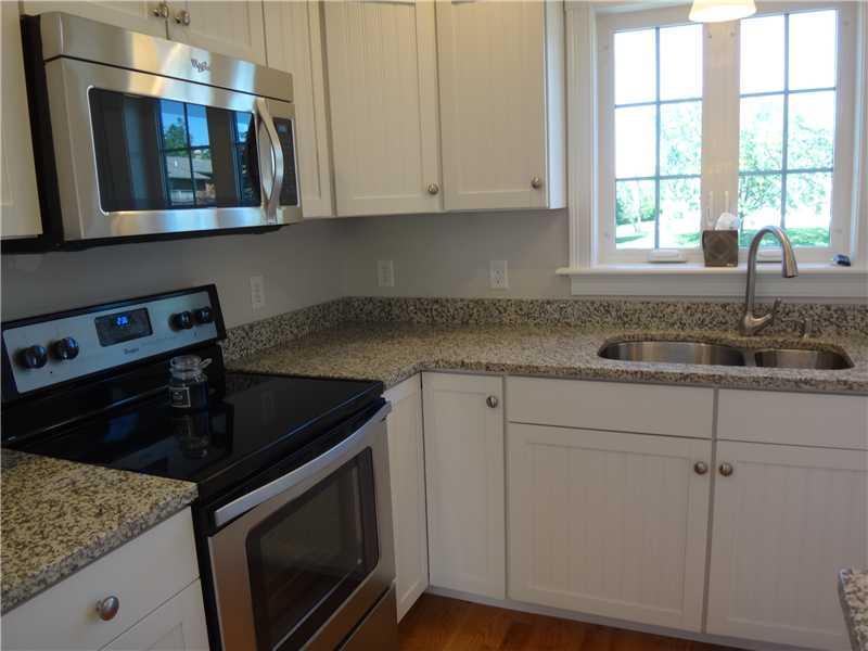 22 Cole Road Biddeford, ME 04005 - Photo 14 of 24 Kitchen.