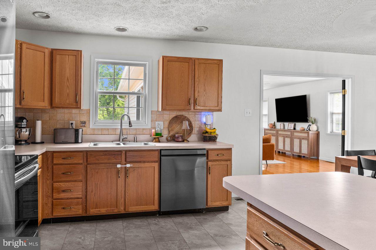 109 Schell Run Lane Tyrone, PA 16686 - Photo 10 of 30 Kitchen