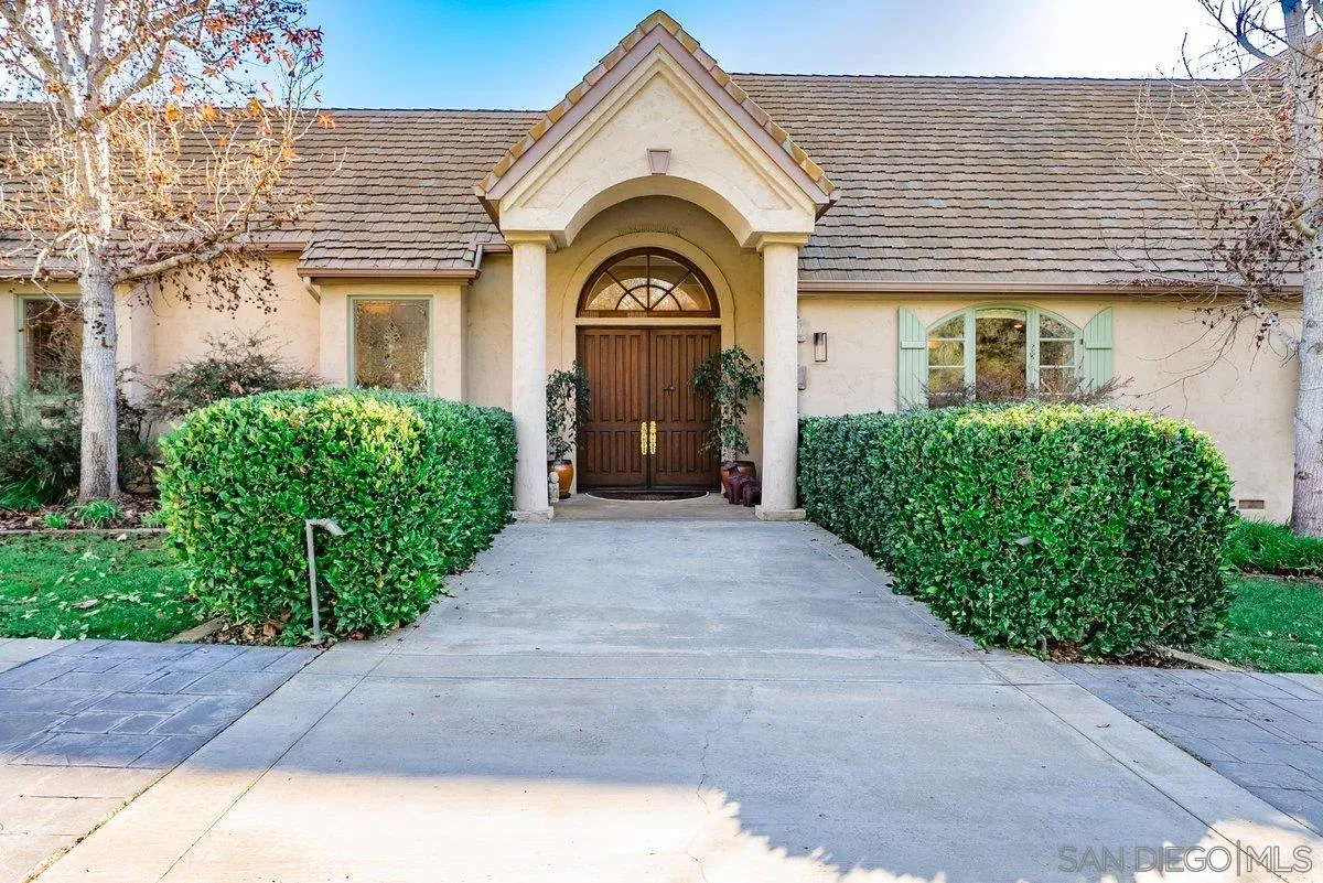 1 Saddle Creek Road Fallbrook, CA 92028 - Photo 4 of 73