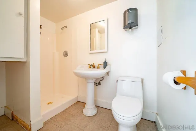 $2,249,000 | 1 Saddle Creek Road, Fallbrook, CA 92028