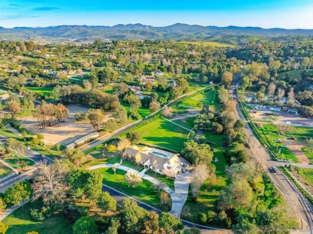 $2,249,000 | 1 Saddle Creek Road, Fallbrook, CA 92028