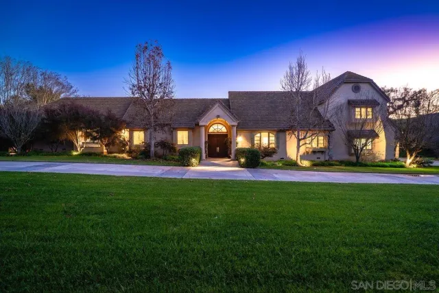 $2,249,000 | 1 Saddle Creek Road, Fallbrook, CA 92028