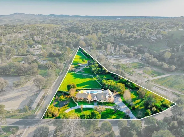 $2,249,000 | 1 Saddle Creek Road, Fallbrook, CA 92028