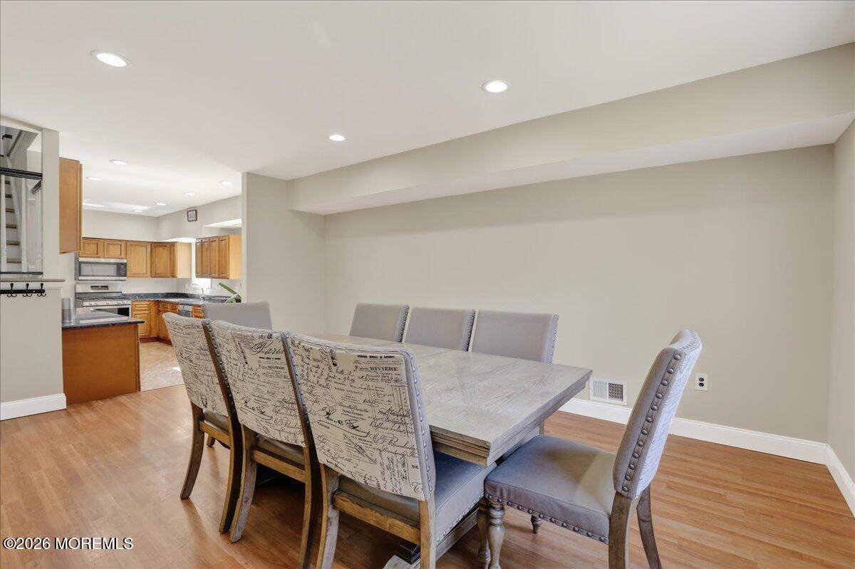 33 Ashford Road Jackson, NJ 08527 - Photo 28 of 71 28-Dining Room