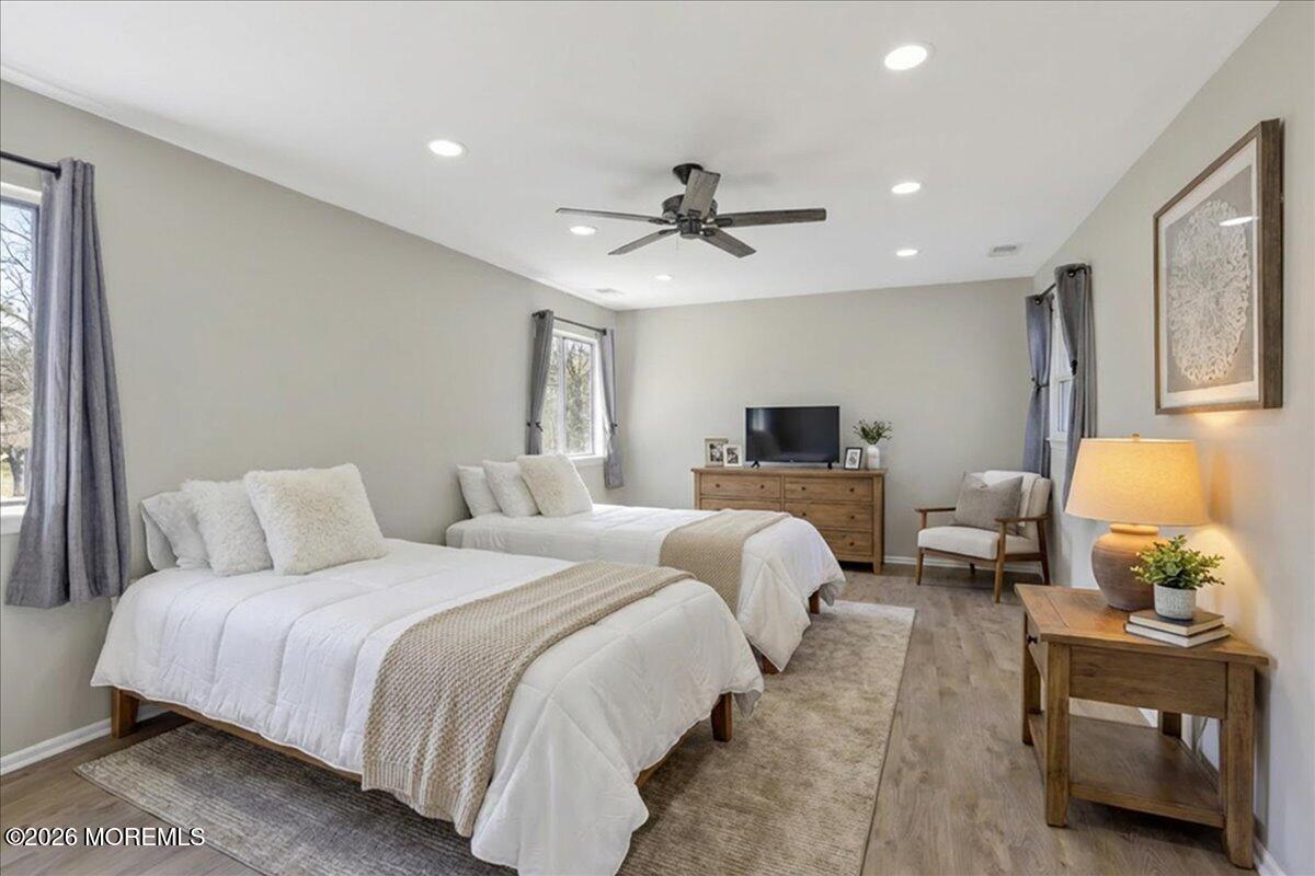 33 Ashford Road Jackson, NJ 08527 - Photo 36 of 71 36-Primary Bedroom Staged