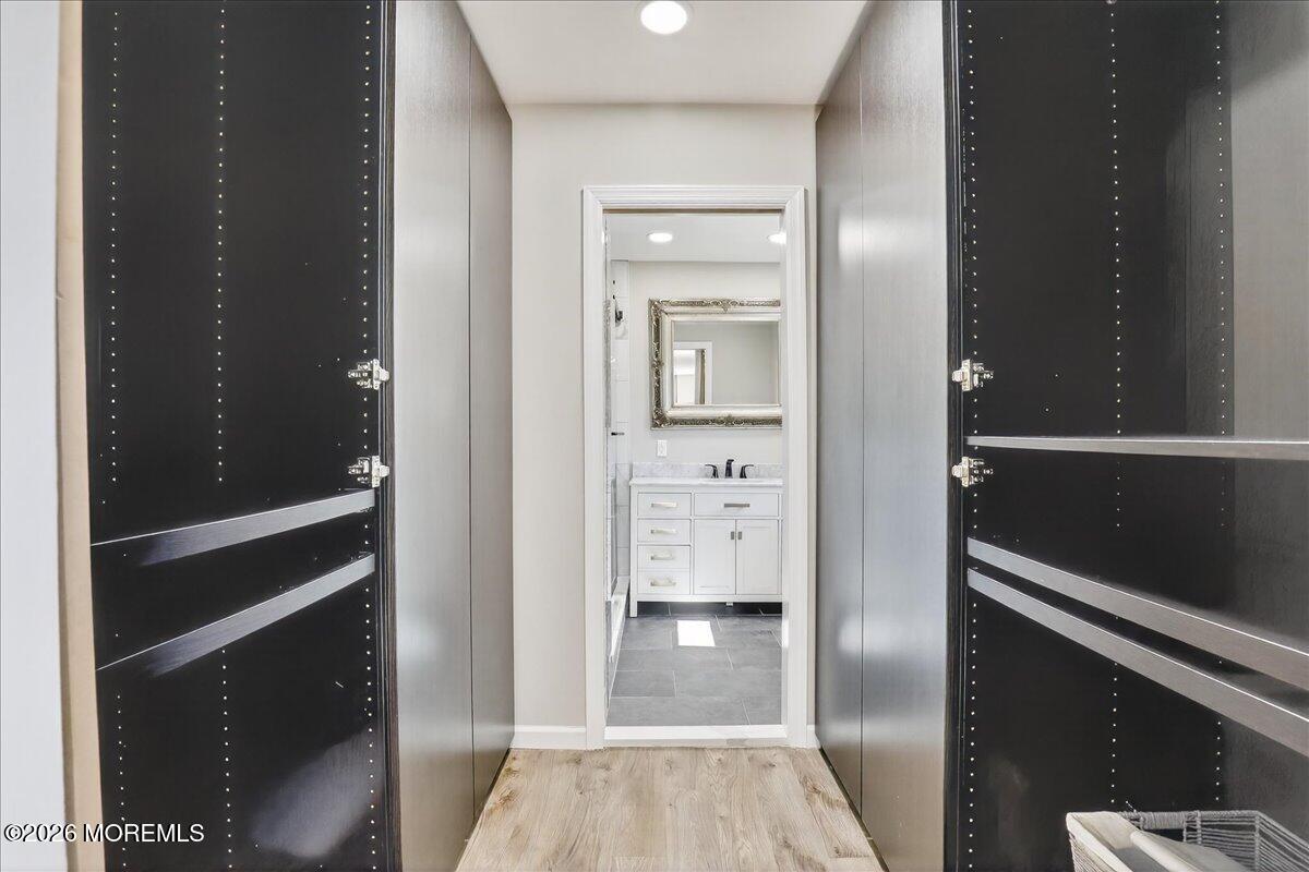 33 Ashford Road Jackson, NJ 08527 - Photo 42 of 71 42-Primary Closet