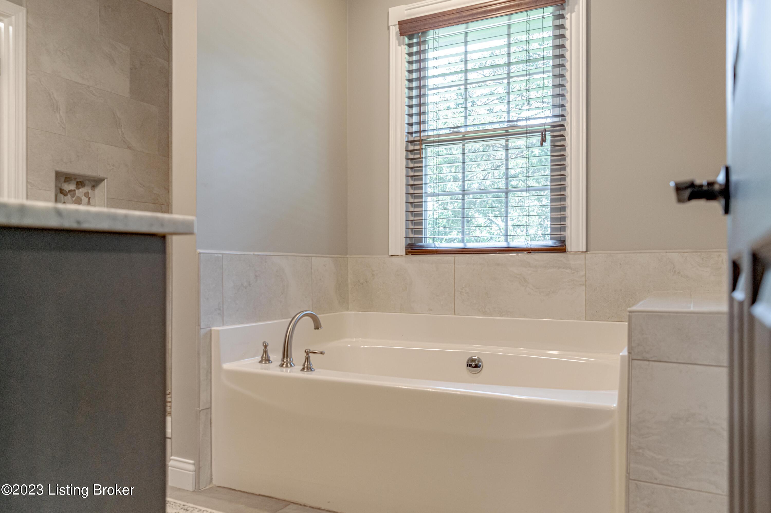 470 Valley Greens Road Brandenburg, KY 40108 - Photo 27 of 90 DSC05173