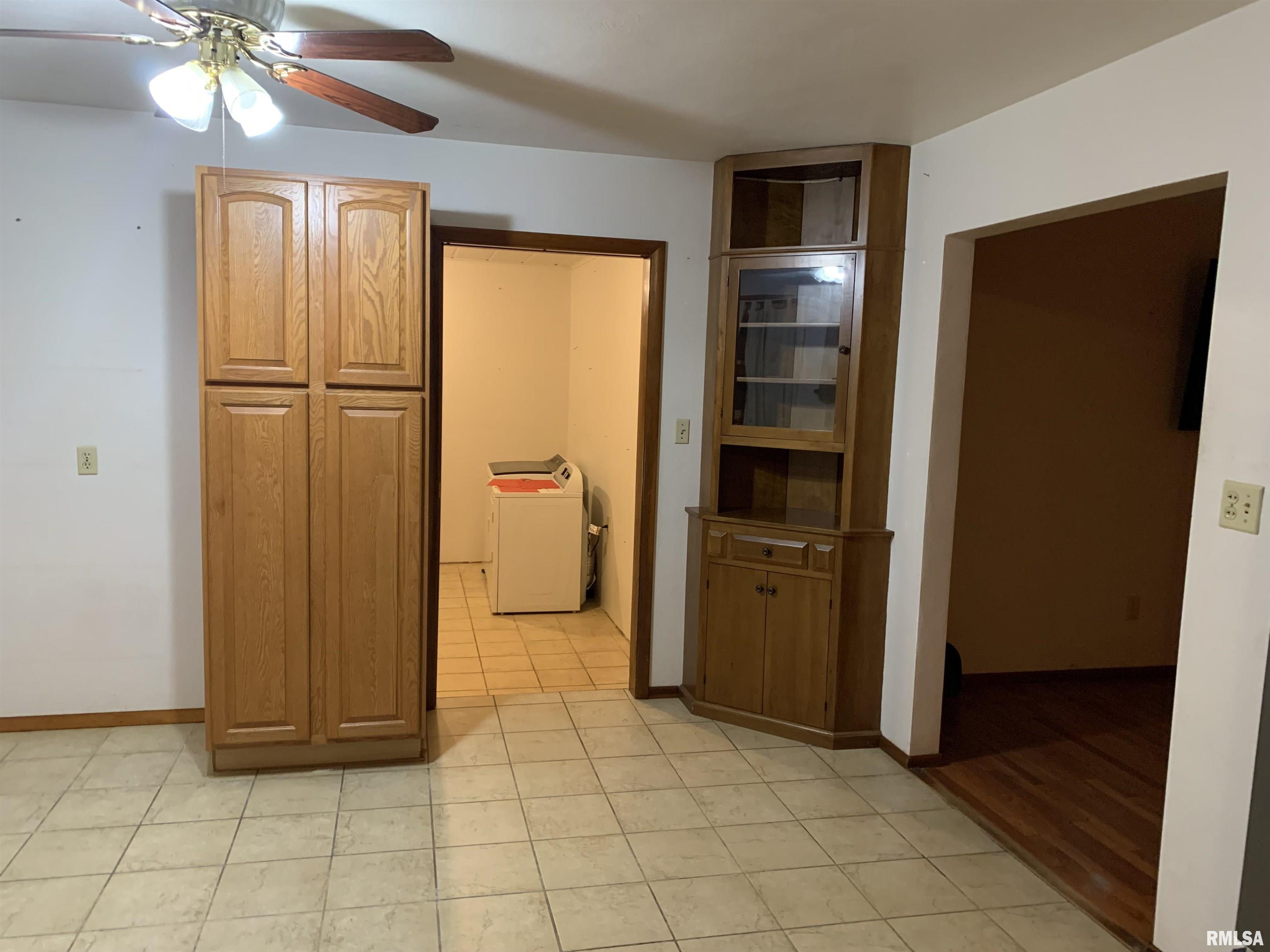 4347 North Koerner Road Peoria, IL 61615 - Photo 14 of 37