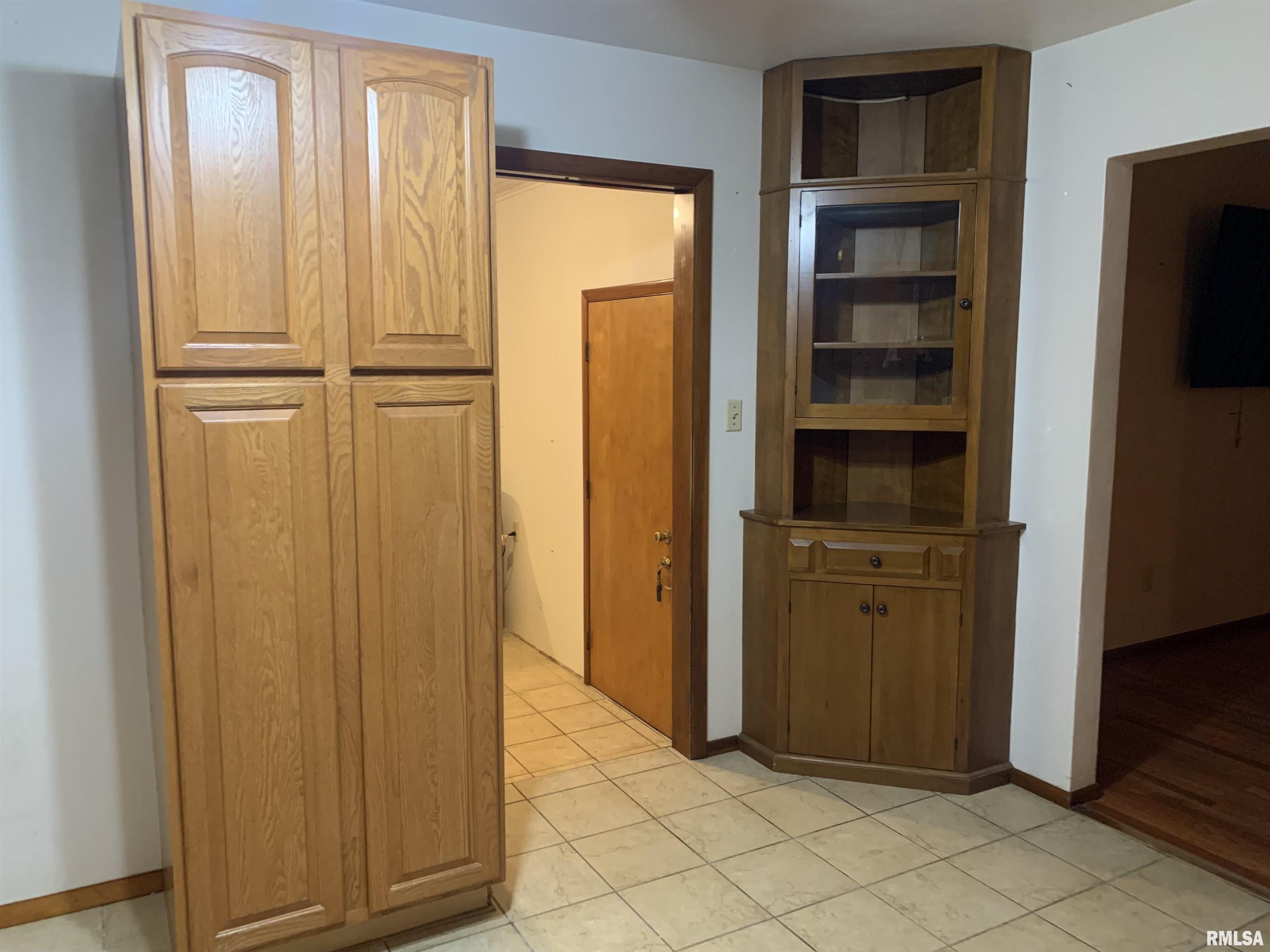 4347 North Koerner Road Peoria, IL 61615 - Photo 15 of 37