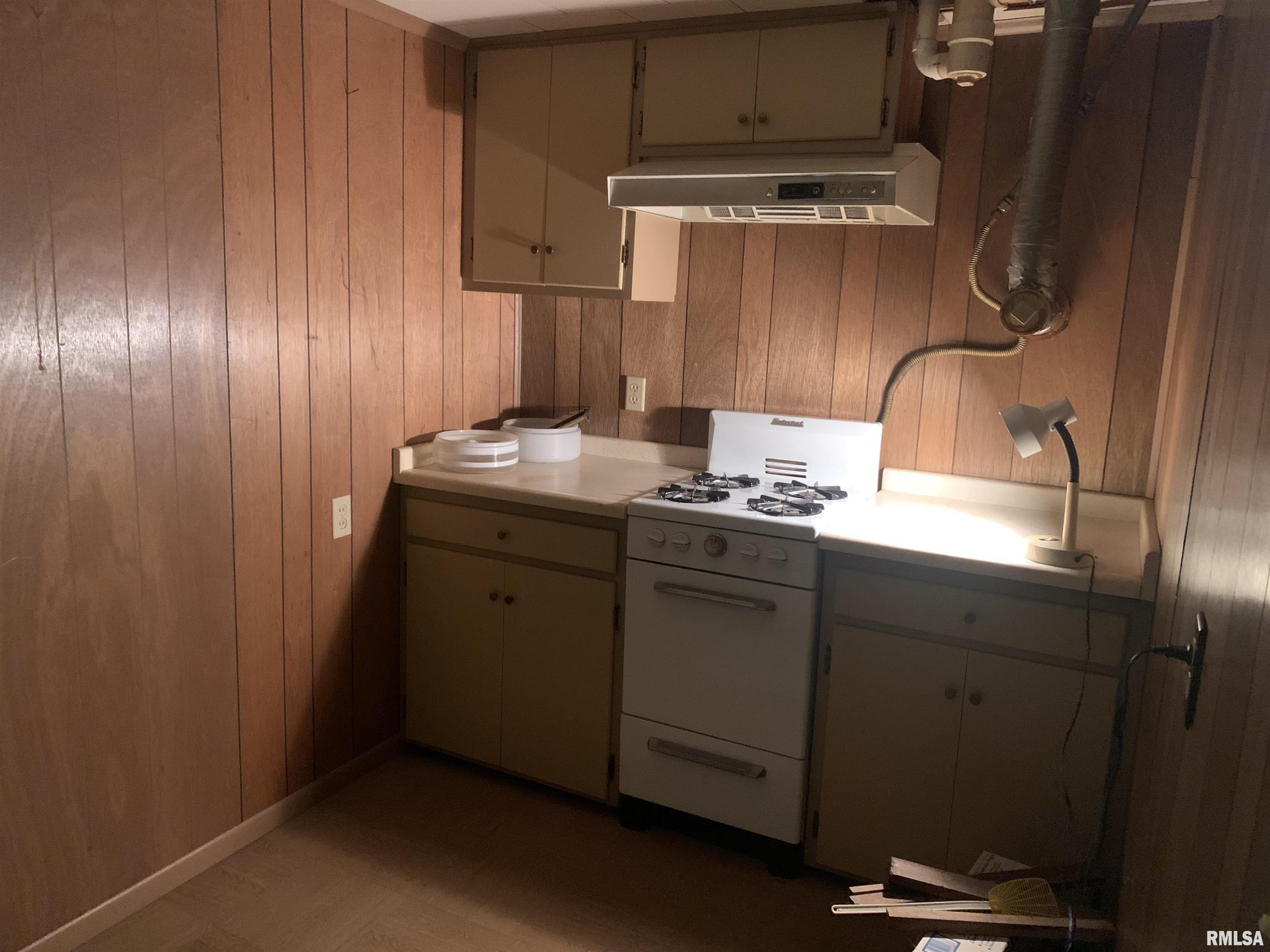 4347 North Koerner Road Peoria, IL 61615 - Photo 34 of 37