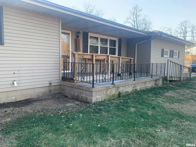 $169,900 | 4347 North Koerner Road, Peoria, IL 61615