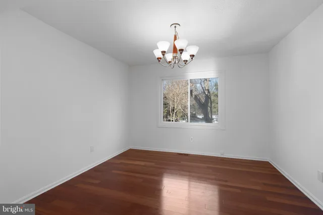 $3,600 | 2636 East Side Drive, Alexandria, VA 22306